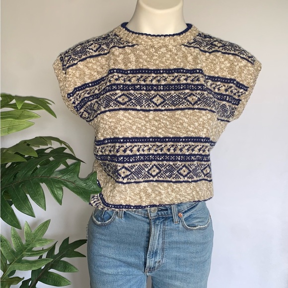k n i t :: Vintage Slouchy Geometric Knit Sweater Vest Top - Picture 3 of 9